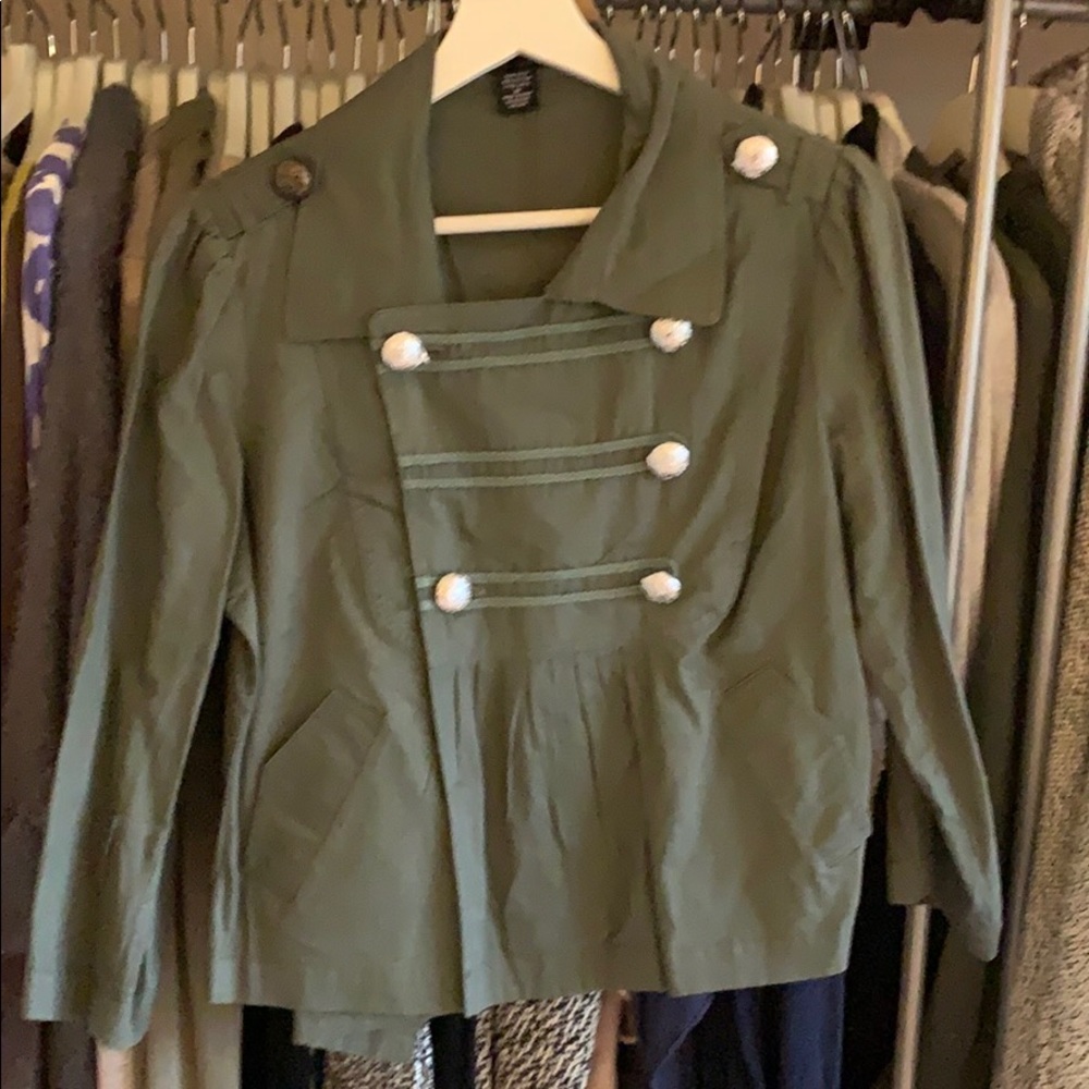 Green khaki jacket size M w brass buttons